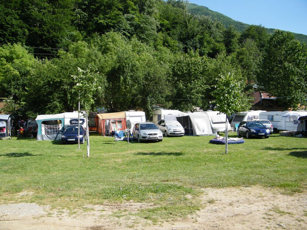 Camping 7 izvoare - Herculane