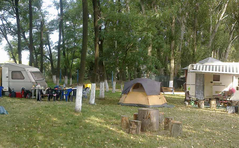 Camping Balta Alba