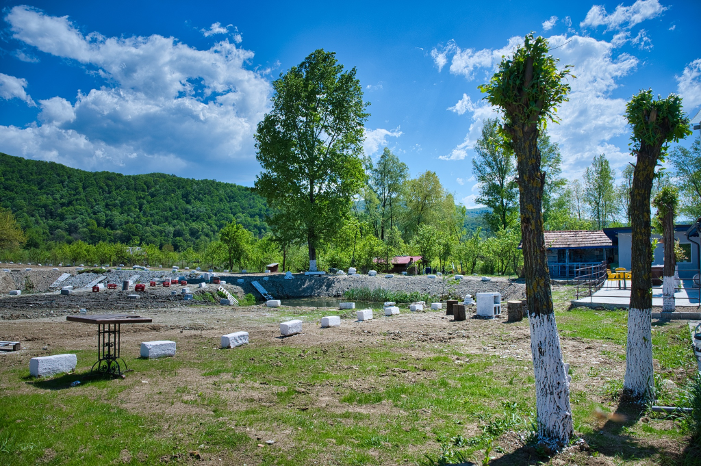 Camping Casuta dintre Ape Calimanesti