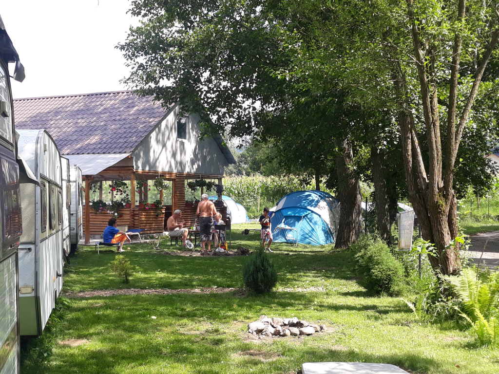 Camping La Rulote - Suncuius
