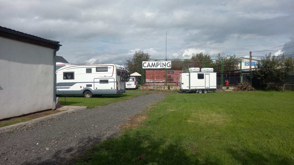 Camping Tranzit Deva - Centru de Rulote