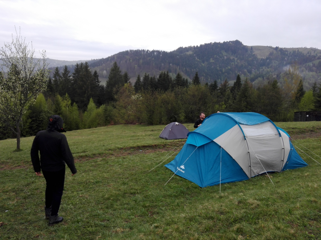 Camping Popasul Fefeleaga